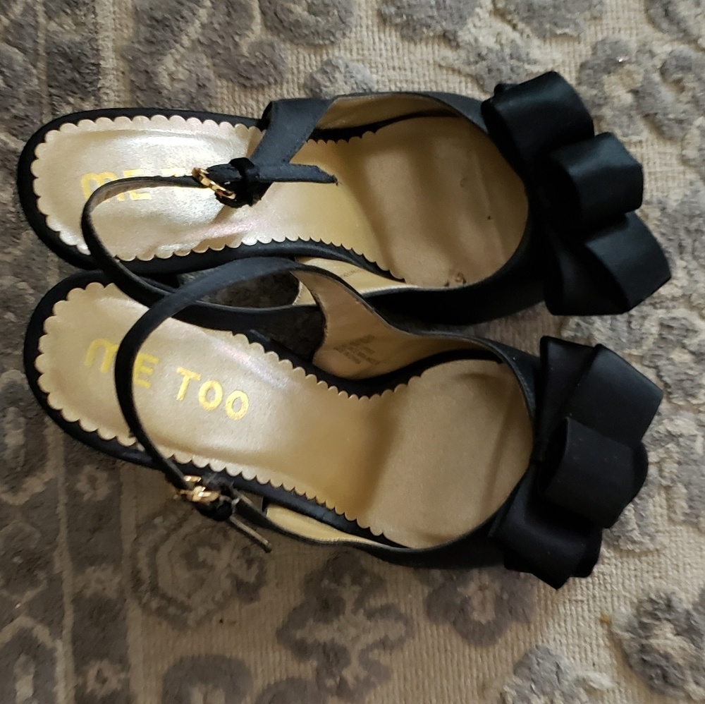 Black satin peep toe
